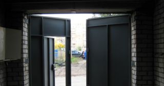 Купить гаражные ворота распашные Урюпинск, цена от 3931 руб.
