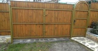 Купить распашные ворота деревянные Урюпинск, цена от 2778 руб.